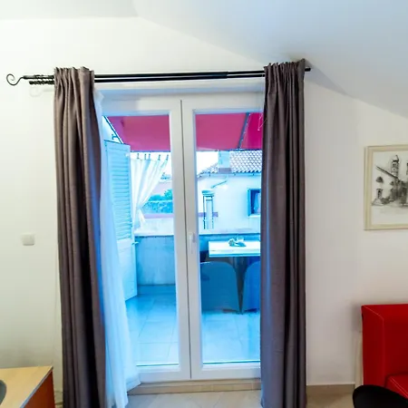 Pijaceta Apartment *