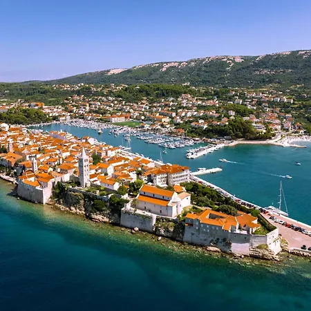 Apartament Pijaceta *