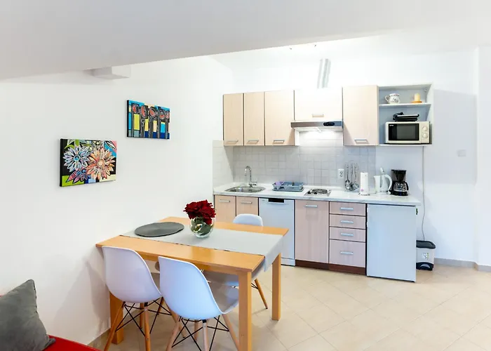 Pijaceta Apartment *