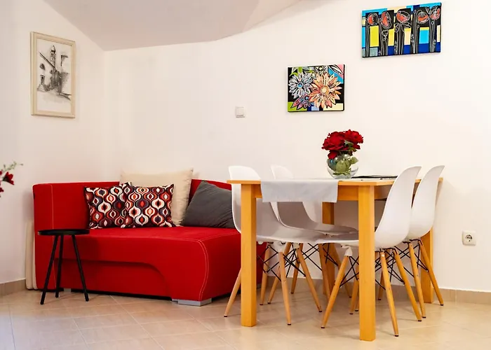 Pijaceta Apartment *